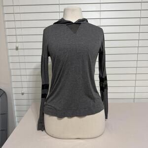 Glitz Juniors Gray Long Sleeve Hooded Activewear Top Medium